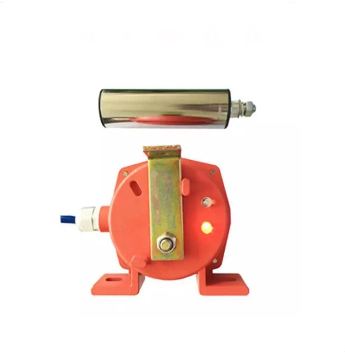 XTD-PK3WA无触点两跑偏开关:智能安全保障,确保设备稳定运行 XTD-PK3WA无触点两跑偏开关:智能安全保障,确保设备稳定运行